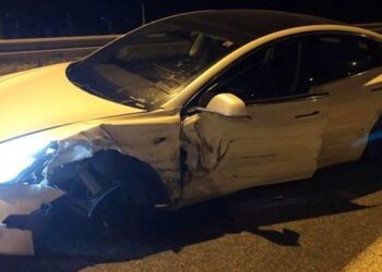 Τροχαίο ατύχημα με Tesla Model 3 κοντά στη Φλώρινα