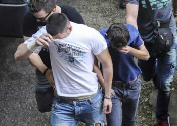 Καταδικάστηκαν, αλλά ελεύθεροι οι τρεις για την επίθεση στον Γιάννη Μπουτάρη