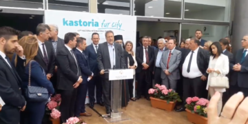 Κόπηκε η κορδέλα, αρχίζουν οι δουλειές… Live! Τα εγκαίνια της 43ης Διεθνούς Έκθεσης Γούνας Καστοριάς