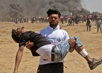 Παγκόσμιο σοκ από τη «ματωμένη Δευτέρα» με τους 59 νεκρούς στη Λωρίδα της Γάζας (video)