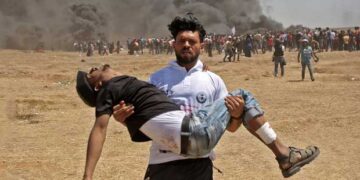 Παγκόσμιο σοκ από τη «ματωμένη Δευτέρα» με τους 59 νεκρούς στη Λωρίδα της Γάζας (video)