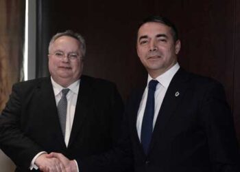 Ο Κοτζιάς «κλείνει» το Σκοπιανό: Έτοιμη η γενική συμφωνία, ανοιχτό μόνο το όνομα