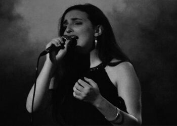 Η Φλωρινιώτισσα Δήμητρα Σελεμίδου θα ερμηνεύσει τη «Μυθολογία» του Μάνου Χατζιδάκι στην Εναλλακτική Σκηνή της Εθνικής Λυρικής Σκηνής