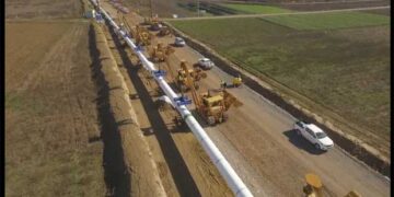 Δείτε ένα εντυπωσιακό βίντεο από το ‘πέρασμα’ του TAP κάτω από τον ποταμό Αξιό!