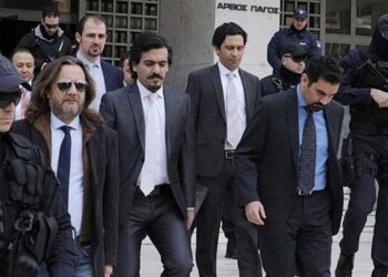 Ελεύθερος και δεύτερος Τούρκος από τους «8» στρατιωτικούς