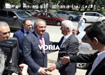 Καταχειροκροτήθηκε ο Καραμανλής στη Θεσσαλονίκη (video)