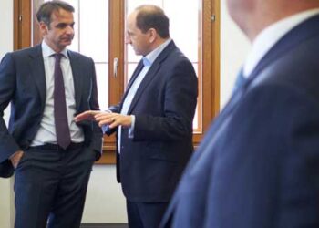 Μητσοτάκης για Σκοπιανό: Η κυβέρνηση εκχώρησε μακεδονική εθνότητα και μακεδονική γλώσσα στα Σκόπια