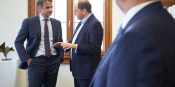 Μητσοτάκης για Σκοπιανό: Η κυβέρνηση εκχώρησε μακεδονική εθνότητα και μακεδονική γλώσσα στα Σκόπια