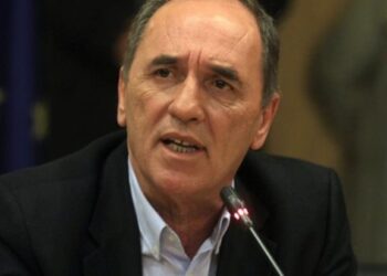 Σταθάκης: Τεράστιες επενδυτικές δυνατότητες στον ενεργειακό τομέα μετά τη συμφωνία με τη FYROM