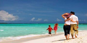 ΟΠΕΚΑ: Λήγει τα μεσάνυχτα η προθεσμία υποβολής αιτήσεων για τον κοινωνικό τουρισμό