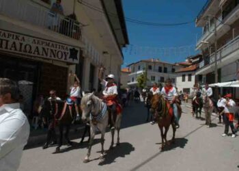Δηλώσεις συμμετοχής για το έθιμο των καβαλάρηδων του Δεκαπενταύγουστου στη Σιάτιστα