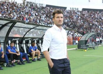 Η Βασιλεία απέλυσε τον Βίκι και πάει με Φράι στην ρεβάνς με ΠΑΟΚ