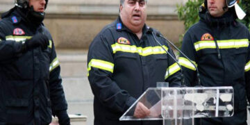 Πρόεδρος πυροσβεστών: Ο Αρχηγός της Πυροσβεστικής και ο κ.Τόσκας πρέπει να ζητούν κάθε πέντε λεπτά συγγνώμη για την τραγωδία