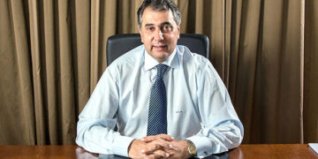 Βασίλης Κορκίδης (Πρόεδρος ΕΣΕΕ): «Μικρό καλάθι» κρατούν οι καταναλωτές το πρώτο 10ήμερο των φετινών θερινών εκπτώσεων