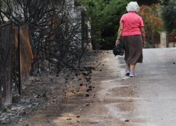 Κατατέθηκε η πρώτη μήνυση για τη φωτιά στο Μάτι