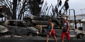 Επίσημο: Αυξήθηκαν τα θύματα, 83 οι νεκροί – Ψάχνουν ακόμη στα καμένα