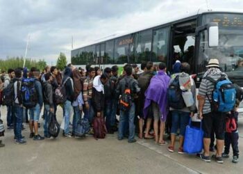 Έκτακτη βοήθεια 20 εκ. € από την ΕΕ για τους πρόσφυγες στα ελληνικά νησιά