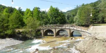 Ξεκίνησαν οι ετοιμασίες για το 40ο River Party στο Νεστόριο Καστοριάς – Δείτε φωτογραφίες