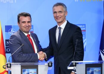 Το ΝΑΤΟ κάλεσε την κυβέρνηση των Σκοπίων να ενταχθεί στο ΝΑΤΟ – «Ευχαριστώ τον Τσίπρα» είπε ο Ζάεφ