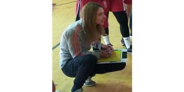 Η Τάσα Τσακμάκη προπονήτρια των αγωνιστικών τμημάτων στον Απόλλωνα Πτολεμαΐδας