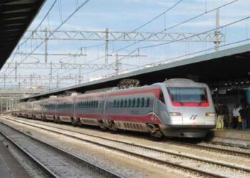 Στη ΔΕΘ πρεμιέρα για το νέο Ιταλικό τρένο της ΤΡΑΙΝΟΣΕ – Δείτε τα εντυπωσιακά χαρακτηριστικά του