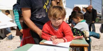 Τα 137 σχολεία που θα λειτουργήσουν οι Δομές Υποδοχής για την Εκπαίδευση των Προσφύγων – Δύο στη Δυτική Μακεδονία (σε Αιανή και Καστοριά)