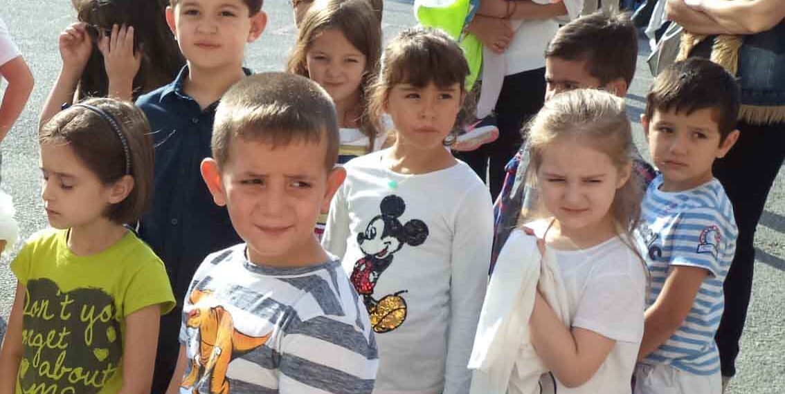 Πρώτο κουδούνι με αλλαγές στα σχολεία – Τέλος τα κινητά και τα tablet από τους μαθητές