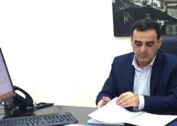 Βγαίνουμε…λένε… – Γράφει ο Γιώργος Τοπαλίδης