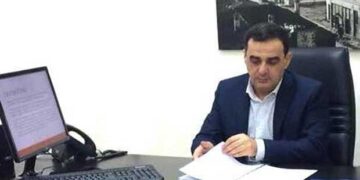 Βγαίνουμε…λένε… – Γράφει ο Γιώργος Τοπαλίδης