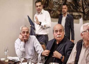 Αρχισε τα τηλεφωνήματα ο Τσίπρας για τον ανασχηματισμό -Νέα δεδομένα