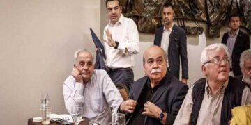 Αρχισε τα τηλεφωνήματα ο Τσίπρας για τον ανασχηματισμό -Νέα δεδομένα