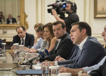 Ανασχηματισμός: Προς μετάθεση διότι… «δεν χαλάμε τις διακοπές του κόσμου»