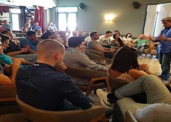 Αυγενάκης: «Όσο η κυβέρνηση επενδύει στην πόλωση, εμείς επενδύουμε στην ενότητα»