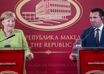 Μέρκελ σε Σκόπια: Αλλάξτε το όνομά σας με το δημοψήφισμα για να μπείτε σε ΝΑΤΟ-ΕΕ