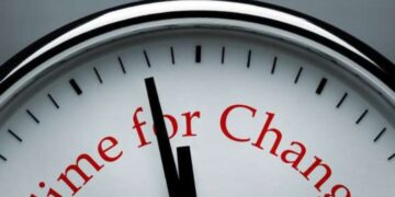 Ανακοινώθηκε η ημερομηνία που καταργείται η αλλαγή της ώρας – Μέχρι πότε πρέπει να αποφασίσει η Ελλάδα