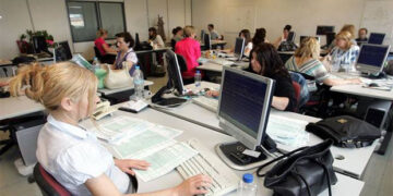 Αυξάνονται οι μισθοί σε 14.000 εργαζόμενους