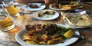 “Τηγανιές και σχάρες” στη ΔΕΘ – Από τα Παραπολιτικά του Παλμού 19/09/2018