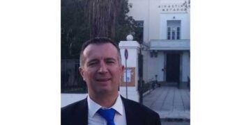 Ήρθε ο καιρός, λοιπόν, που μας λένε “Βούλγαρους”… – Καταγγέλλει ο δικηγόρος Τάσος Καραλίγκας