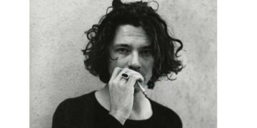 Η Μουσική Γωνιά του Μίλτου Ηλιάδη στο e-ptolemeos.gr – INXS vs The Sound Defects – Need Peace Tonight