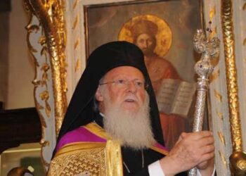 Ιστορική απόφαση: Το Φανάρι επιτρέπει τον δεύτερο γάμο ιερέων