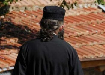 Καστοριά: Ζευγάρι απατεώνων «έγδυναν» Ιερείς και μοναχές