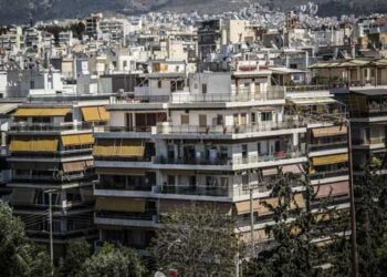 Η πρώτη αγωγή ενοίκων πολυκατοικίας σε ιδιοκτήτη που έκανε το σπίτι του Airbnb