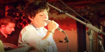 Με τη Φωτεινή Βελεσιώτου έριξε “αυλαία” στις καλοκαιρινές εκδηλώσεις του ο Φιλοπρόοδος (video)