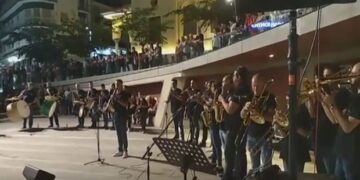 Πλημμύρισε από ήχους χάλκινων πνευστών η κεντρική πλατεία Κοζάνης! (video)