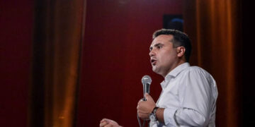 Πανηγυρίζει ξανά ο Ζάεφ: Όλος ο κόσμος αναγνωρίζει τη «μακεδονική» γλώσσα