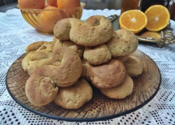 Μαγειρεύοντας με την Αρετή: Κουλουράκια Πορτοκαλιού Νηστίσιμα!