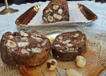 Μαγειρεύοντας με την Αρετή: Νηστίσιμος κορμός με χαλβά