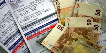 Κατάργηση του ΕΤΜΕΑΡ και όλων των ρυθμιζόμενων χρεώσεων, τώρα! – Γράφει ο Στέφανος Πράσσος