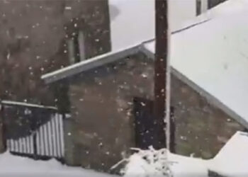 Χιονίζει ξανά στο Νυμφαίο! Δείτε βίντεο