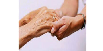 Πτολεμαΐδα: Κυρία αναλαμβάνει την φύλαξη και φροντίδα ηλικιωμένων ατόμων